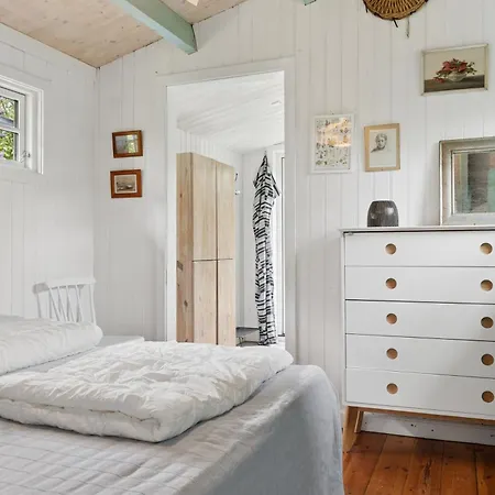 Cozy Close To The Sea In